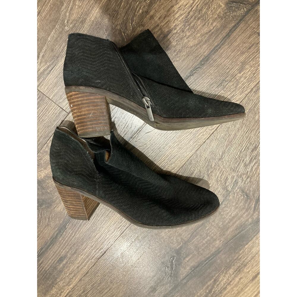 Lucky Brand Black Suede Booties with Zipper Size 7 - Picture 12 of 12